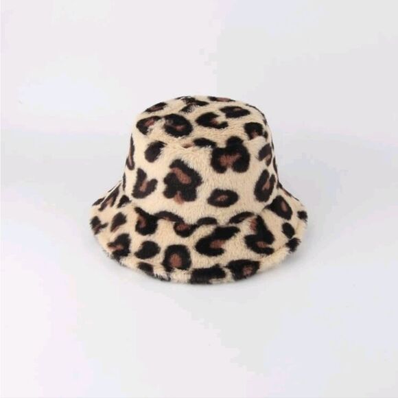 Leopard Print Fuzzy Bucket Hat - Picture 4 of 5